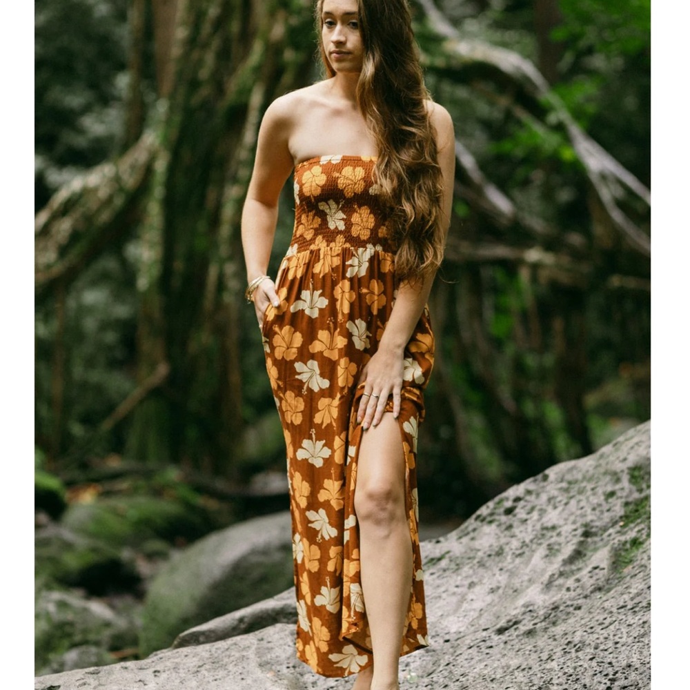 KALO KINI Resort Maxi Dress
